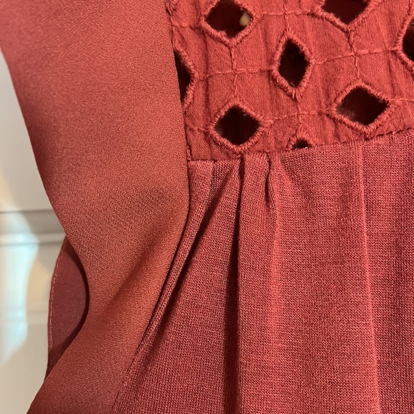 DR2 Women blouse, Rusty Color, size Large - Picture 3 of 9